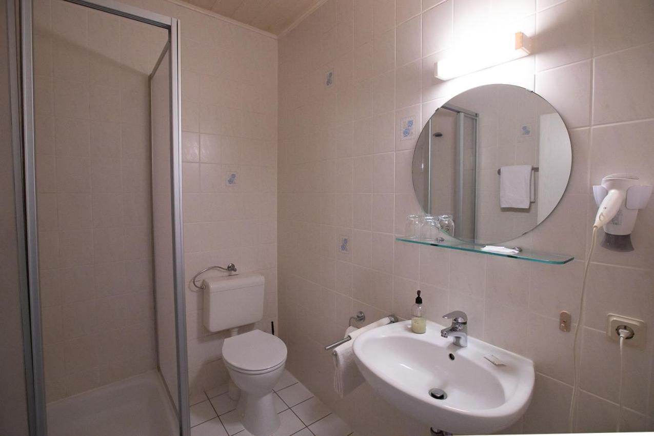 Hotel Dolgesheim Extérieur photo