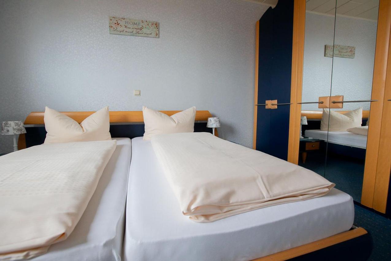 Hotel Dolgesheim Extérieur photo