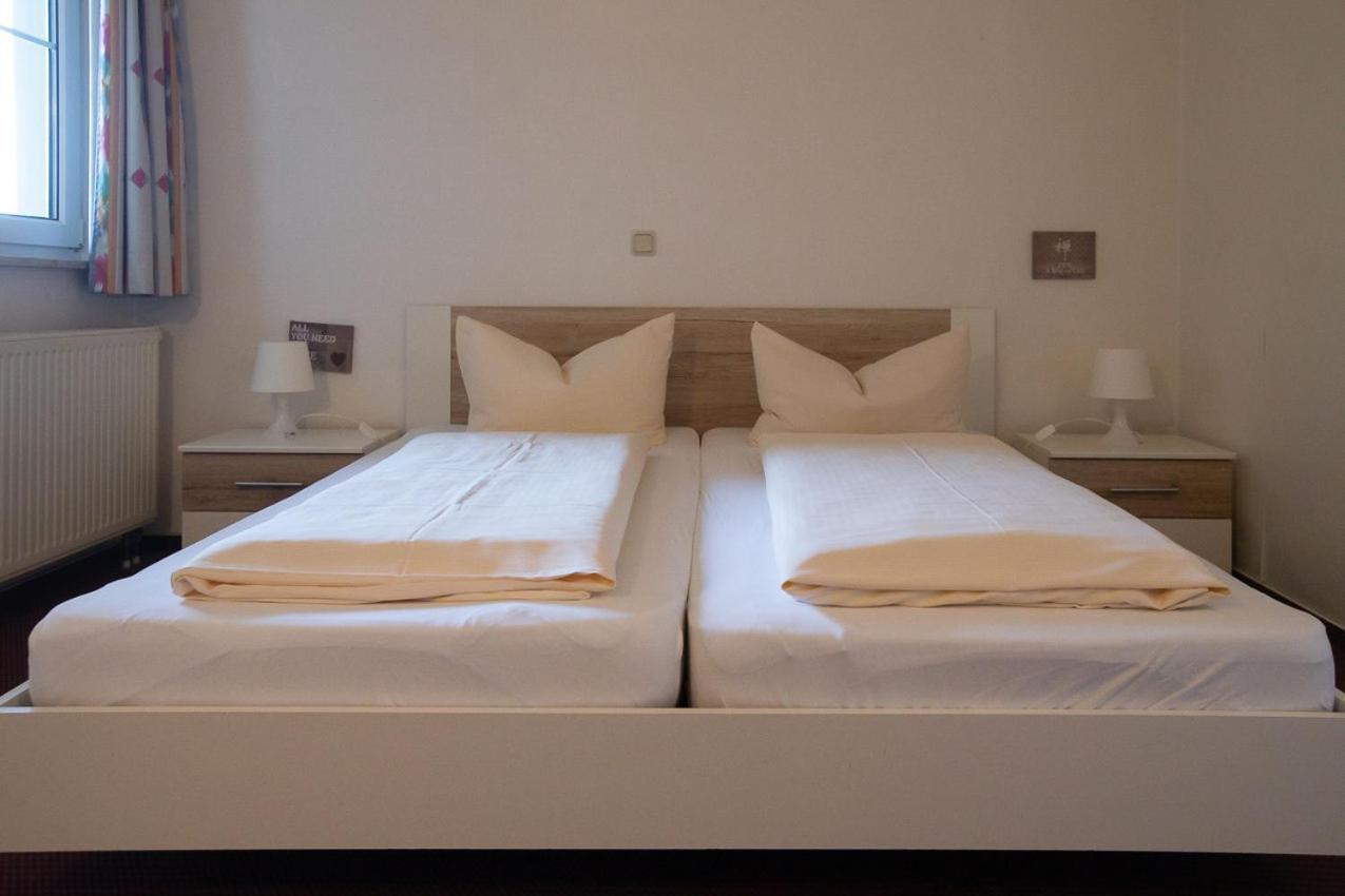 Hotel Dolgesheim Extérieur photo